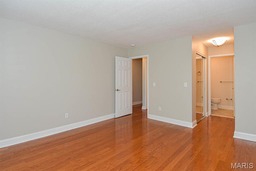 548 Woodhill Estates Drive Ballwin, MO 63021 - Photo 12 of 37