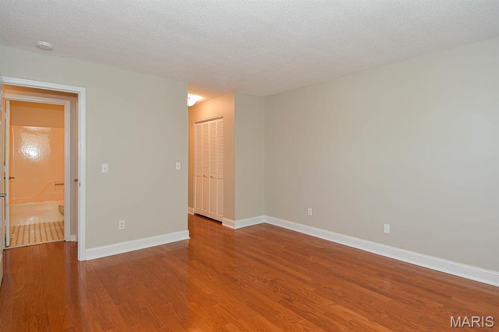 548 Woodhill Estates Drive Ballwin, MO 63021 - Photo 13 of 37