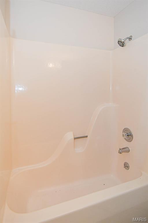 548 Woodhill Estates Drive Ballwin, MO 63021 - Photo 20 of 37