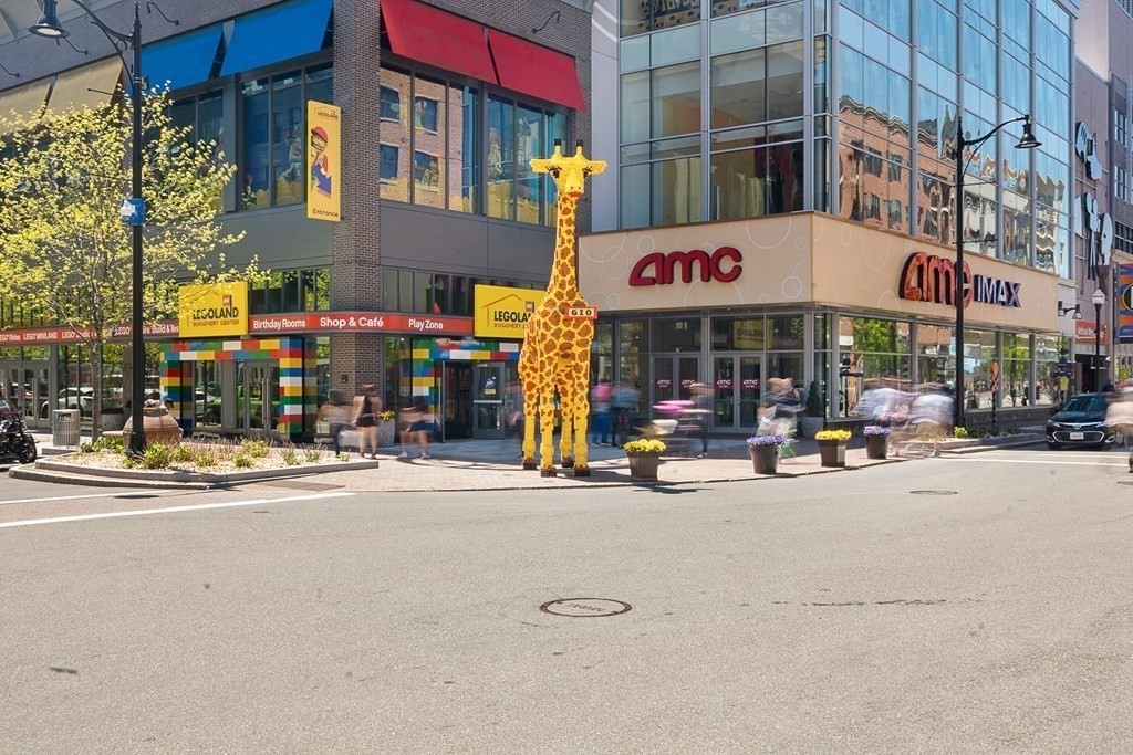 adidas outlet assembly row