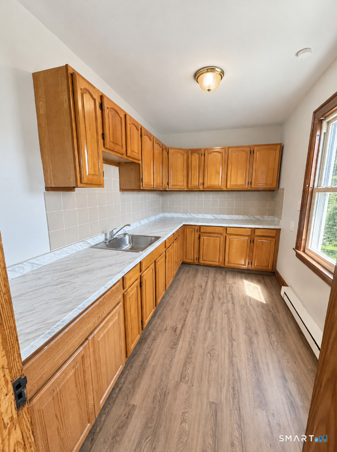 81 Chambers Street, Unit 1 Waterbury, CT 06708 - Photo 3 of 14 Gallery Image 3