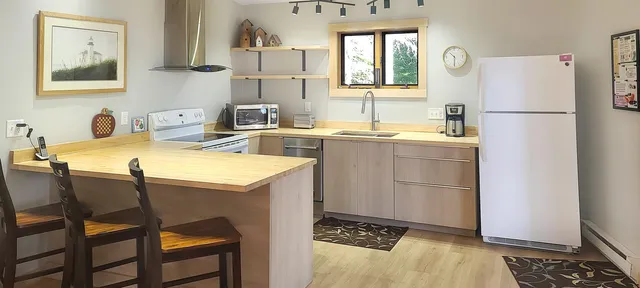 $544,900 | 869 South Shore Drive, La Pointe, WI 54850