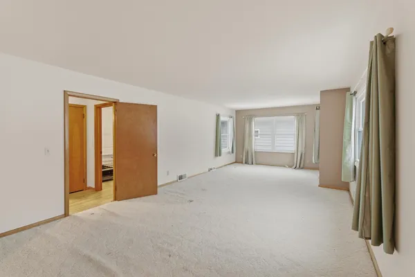 $205,000 | 1025 7th Street South, St. James, MN 56081