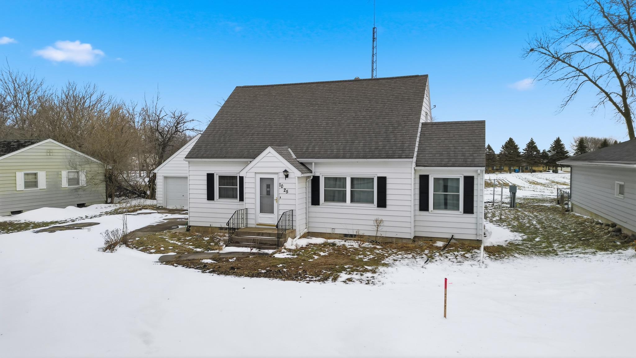 1025 7th Street South St. James, MN 56081 - Photo 3 of 42
