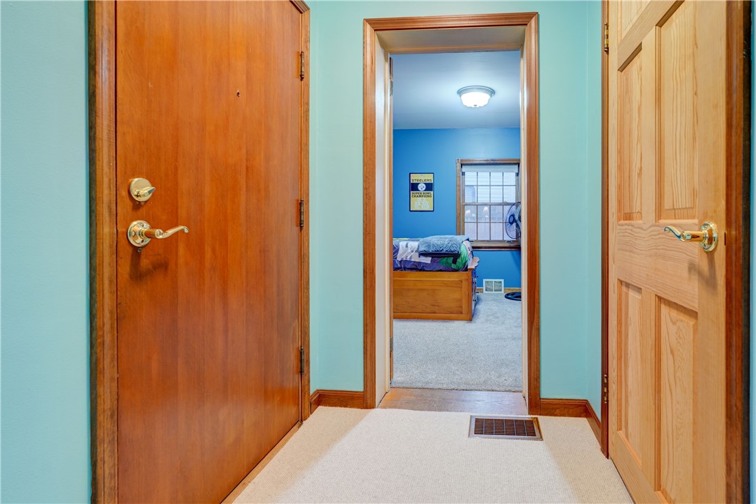 206 Bluff Drive East Rochester, NY 14445 - Photo 15 of 35