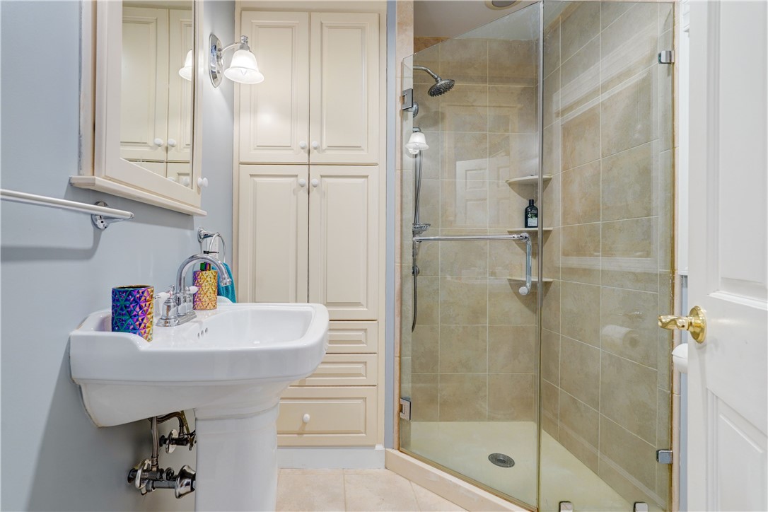 206 Bluff Drive East Rochester, NY 14445 - Photo 26 of 35