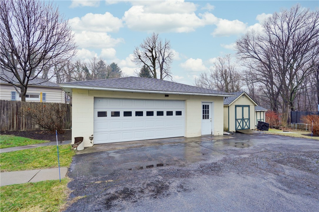 206 Bluff Drive East Rochester, NY 14445 - Photo 31 of 35