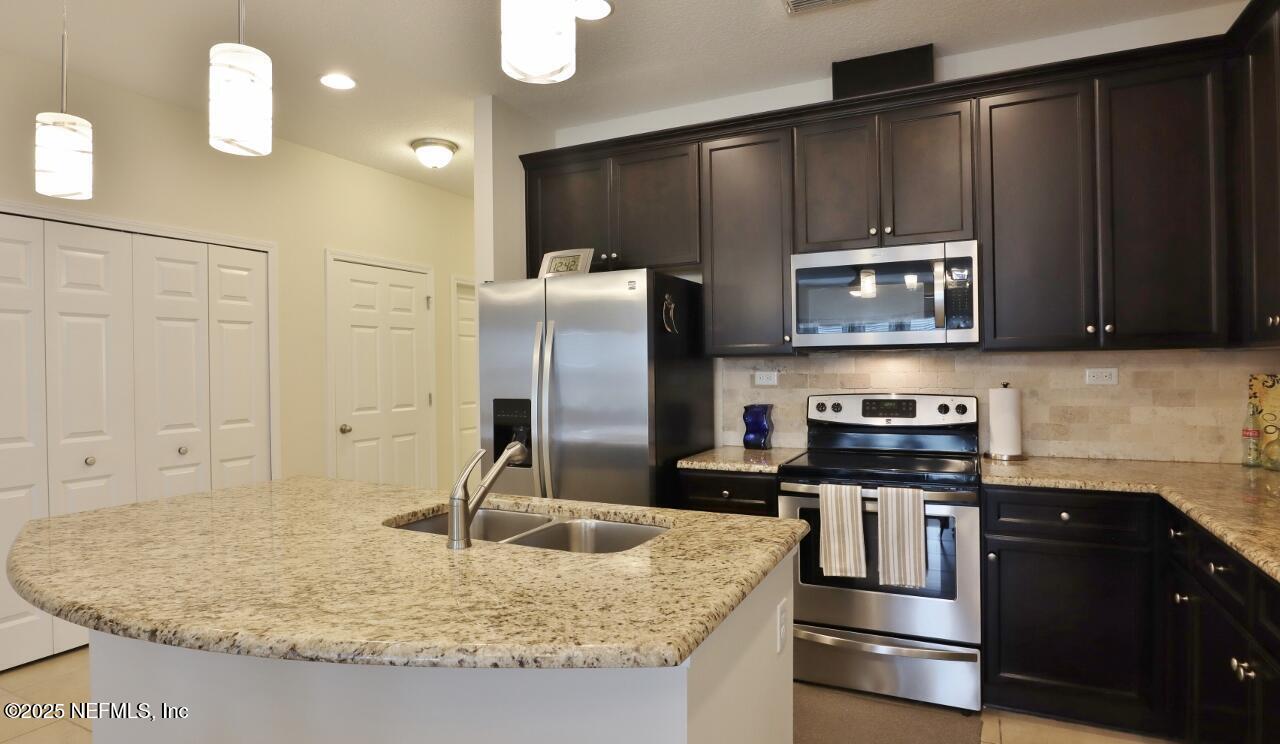 3281 Chestnut Ridge Way Orange Park, FL 32065 - Photo 7 of 30 beyc683f3baa146c6