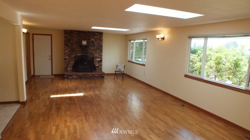 217 235th Place Southwest Bothell, WA 98021 - Photo 4 of 13