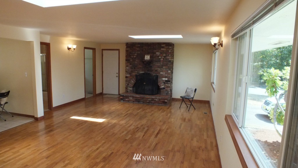 217 235th Place Southwest Bothell, WA 98021 - Photo 5 of 13