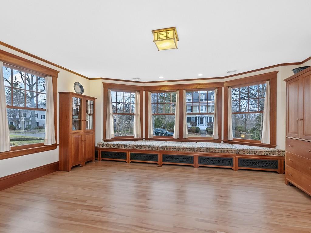 11 Berwick Road Lexington, MA 02420 - Photo 13 of 32 Gallery Image 13