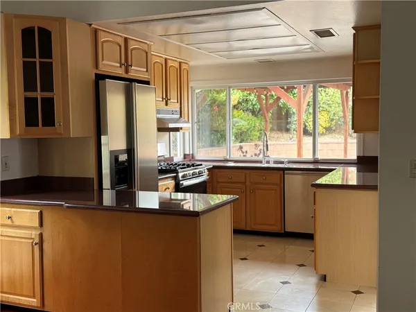 $4,600 | 10116 Viking Avenue, Northridge, CA 91324