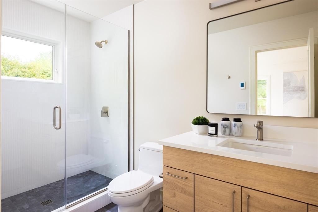 121 Jordan Road Brookline, MA 02446 - Photo 19 of 34 Gallery Image 19
