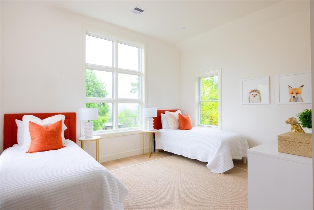 121 Jordan Road Brookline, MA 02446 - Photo 22 of 34 Gallery Image 22