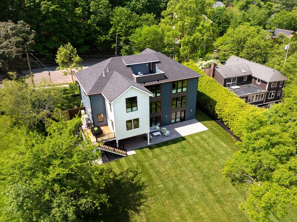 121 Jordan Road Brookline, MA 02446 - Photo 31 of 34 Gallery Image 31