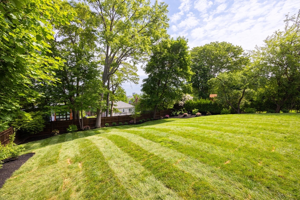 121 Jordan Road Brookline, MA 02446 - Photo 32 of 34 Gallery Image 32