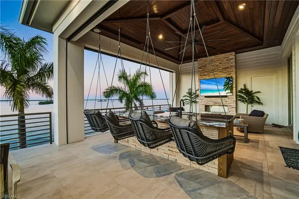 $5,875,000 | 55 Fairview Boulevard, Fort Myers Beach, FL 33931