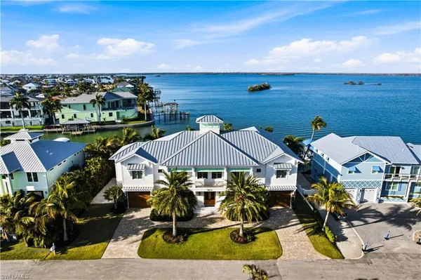 $5,875,000 | 55 Fairview Boulevard, Fort Myers Beach, FL 33931
