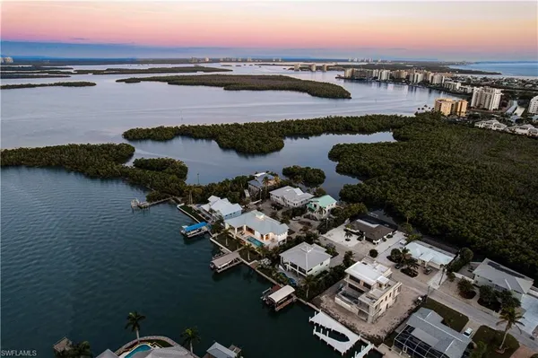 $5,875,000 | 55 Fairview Boulevard, Fort Myers Beach, FL 33931