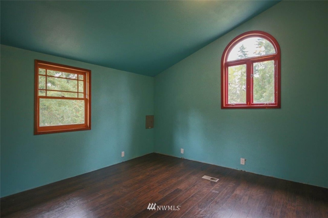 691 Martin Road Port Townsend, WA 98368 - Photo 17 of 25 Gallery Image 17
