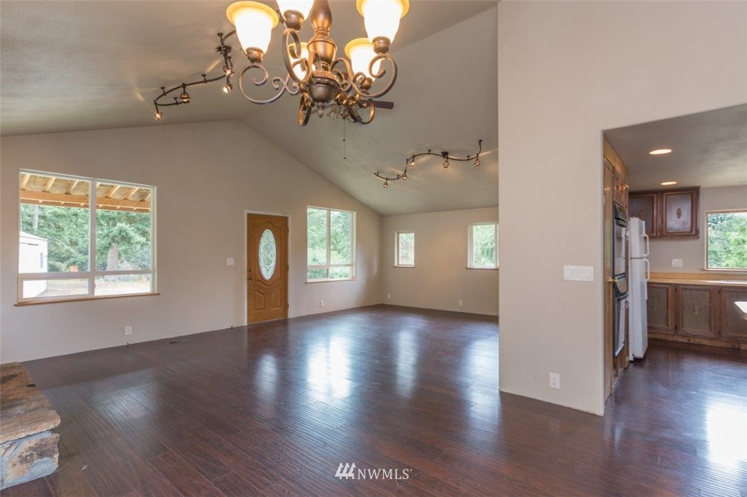 691 Martin Road Port Townsend, WA 98368 - Photo 9 of 25 Gallery Image 9