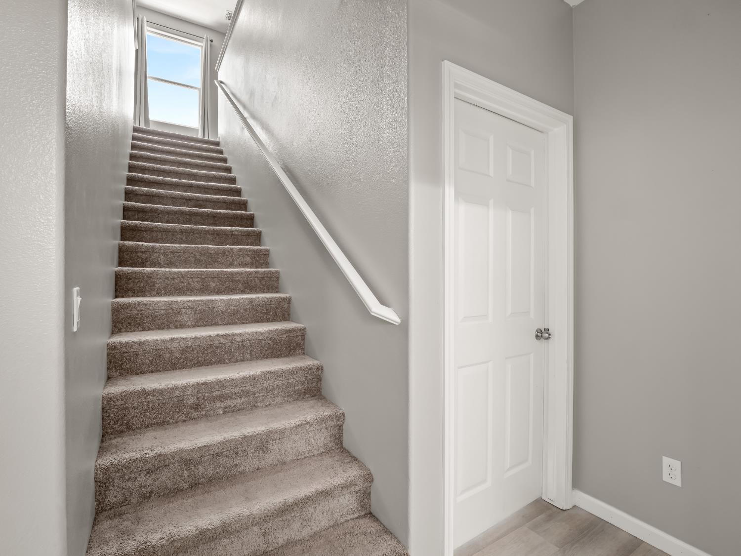1359 Tevin Way Madera, CA 93637 - Photo 13 of 36 Gallery Image 13