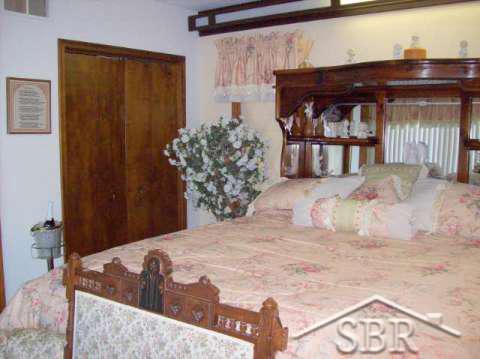 2005 West Vassar Road Reese, MI 48757 - Photo 13 of 28 20104309-12.JPG