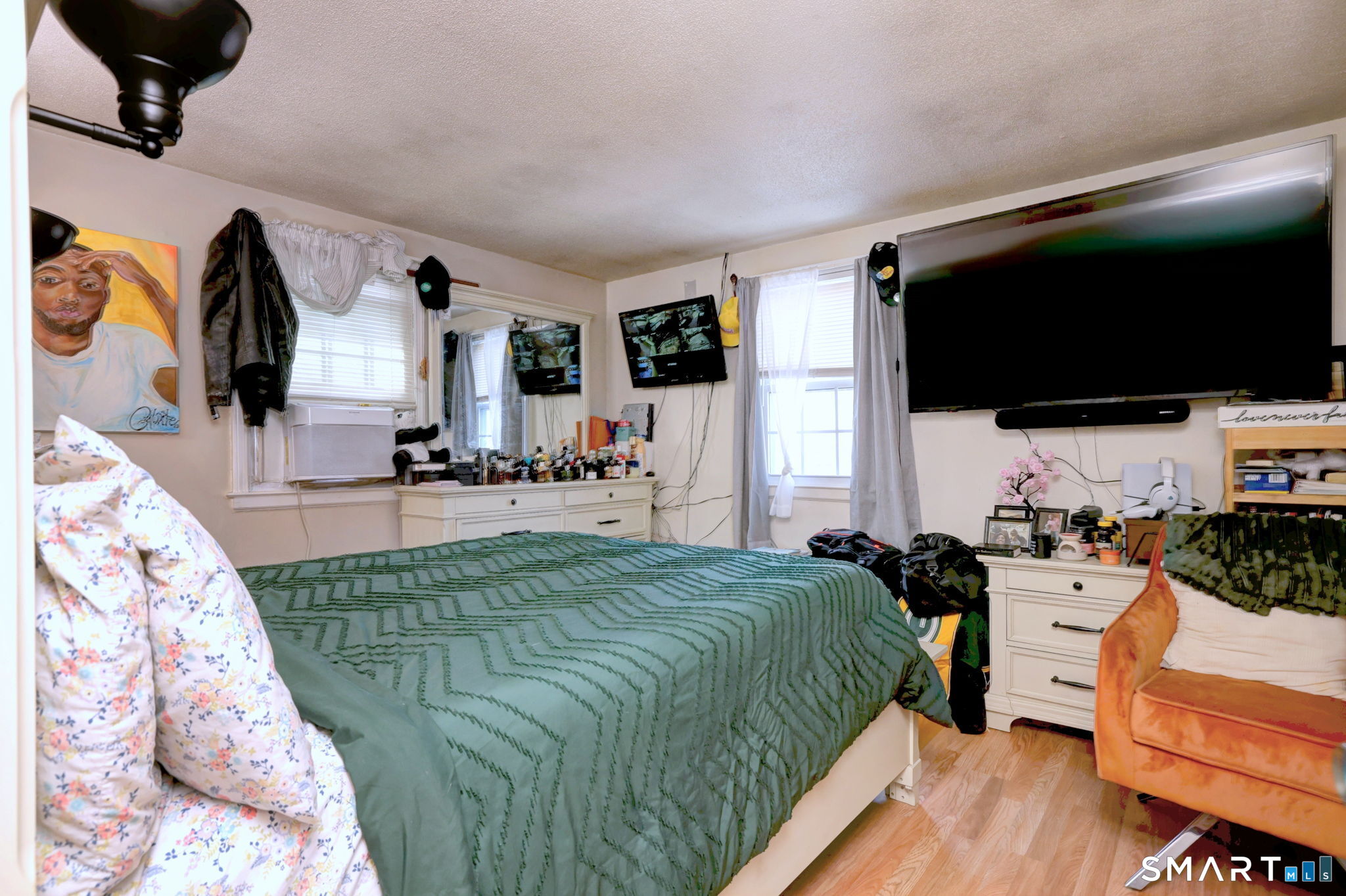 101 Hawkins Street Derby, CT 06418 - Photo 12 of 40 Upper unit