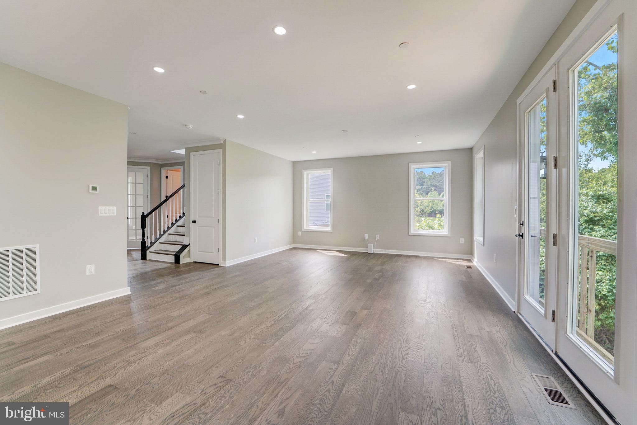 7618 Carla Road Pikesville, MD 21208 - Photo 7 of 44