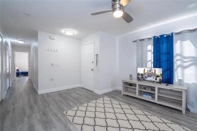 $289,000 | 50989 Highway 27, Unit 357, Davenport, FL 33897