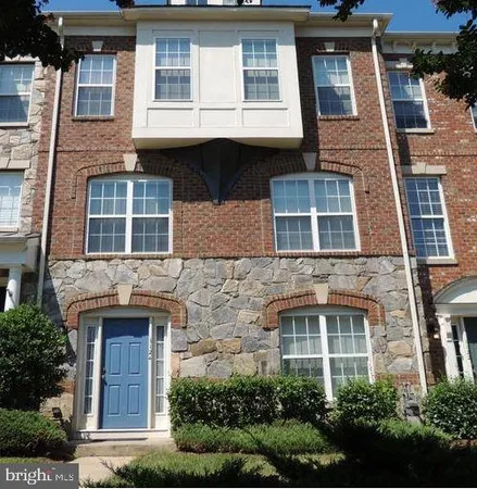 $2,775 | 1124 Hampton Street, Fredericksburg, VA 22401