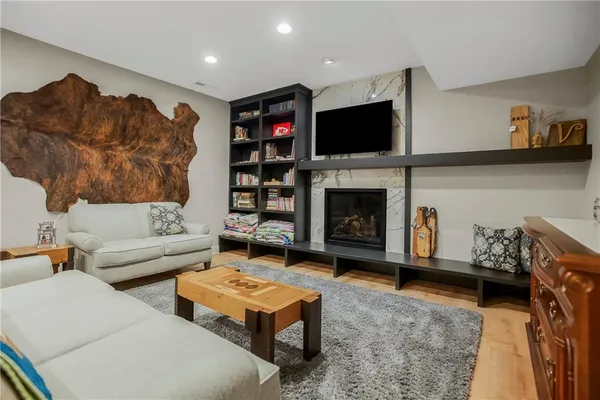 $750,000 | 16804 Bradshaw Street, Overland Park, KS 66221