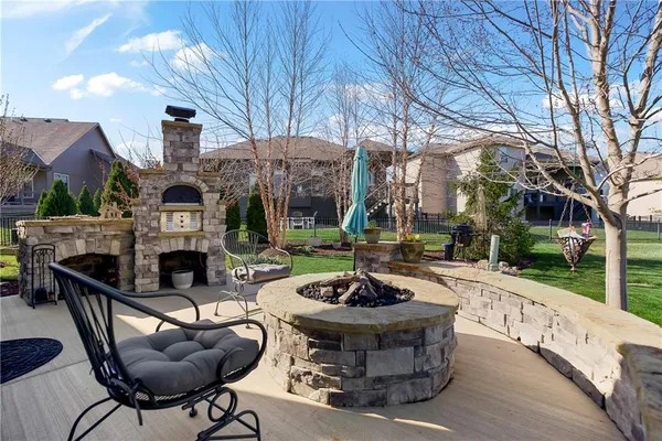 $750,000 | 16804 Bradshaw Street, Overland Park, KS 66221