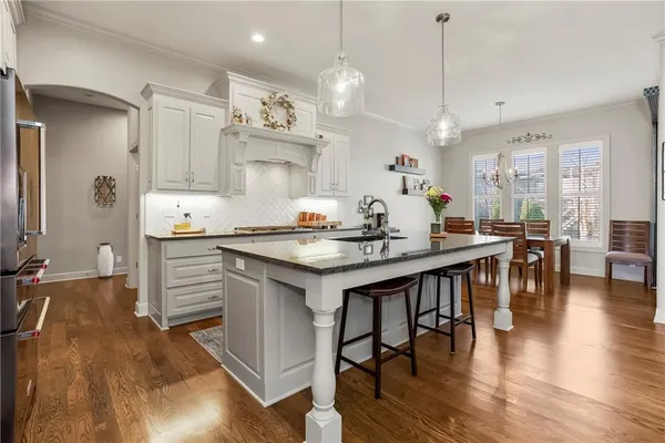 $750,000 | 16804 Bradshaw Street, Overland Park, KS 66221
