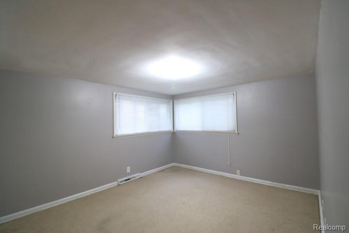 4149 Van Slyke Road Flint, MI 48507 - Photo 15 of 18 IMG_5078.JPG
