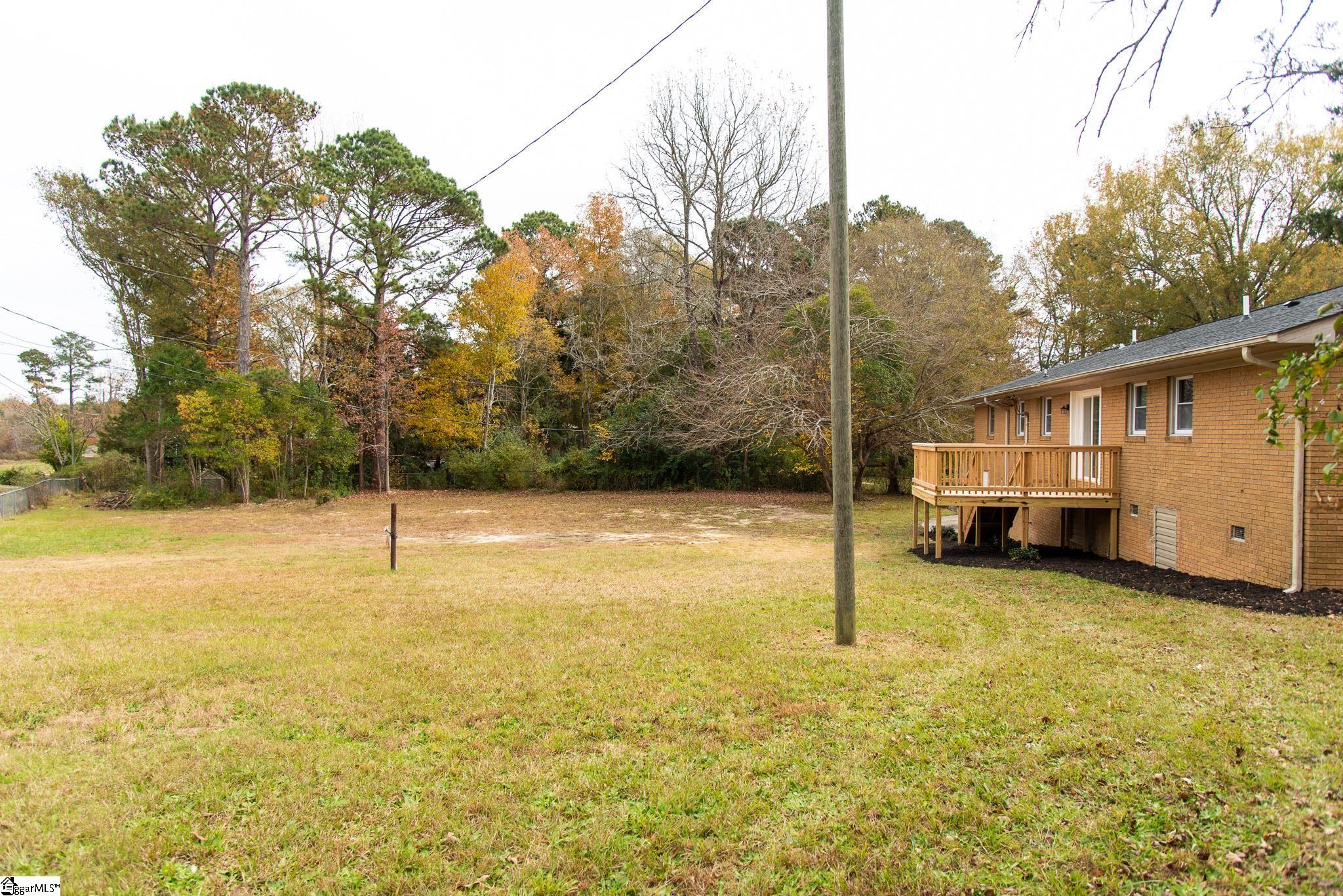 4522 Cokesbury Road Hodges, SC 29653 - Photo 19 of 22
