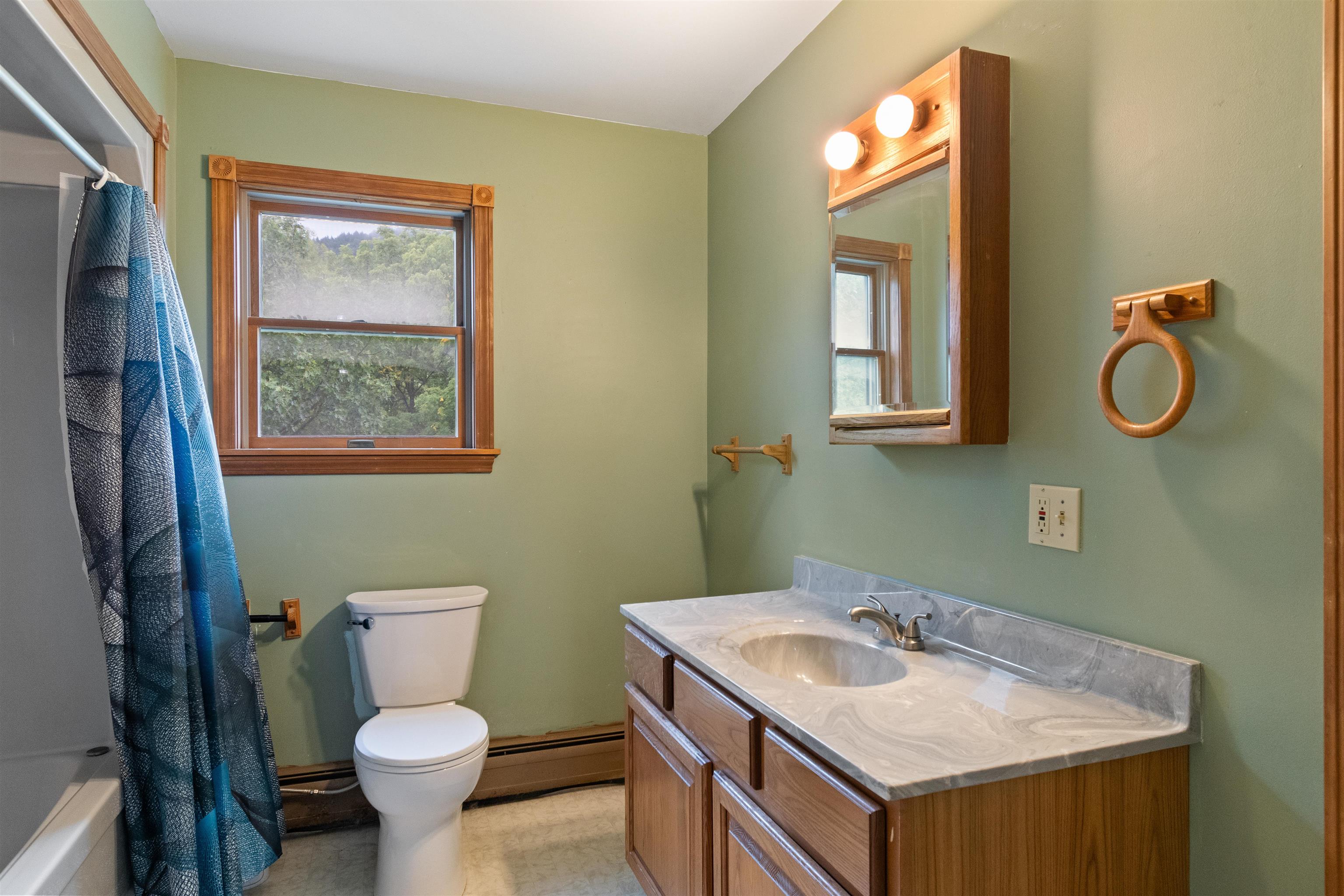 1367 Fairfax Road St. Albans Town, VT 05478 - Photo 16 of 46