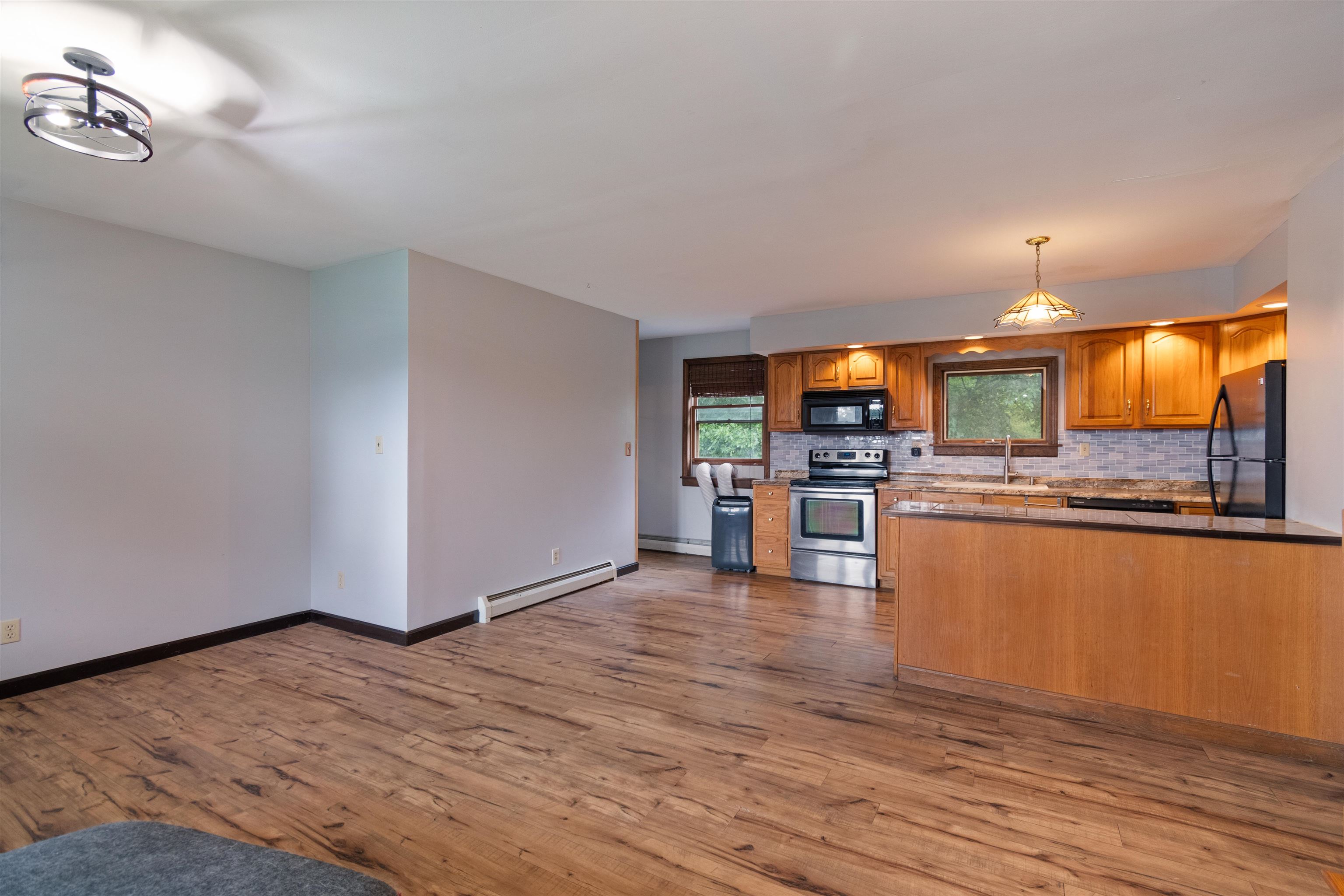 1367 Fairfax Road St. Albans Town, VT 05478 - Photo 4 of 46