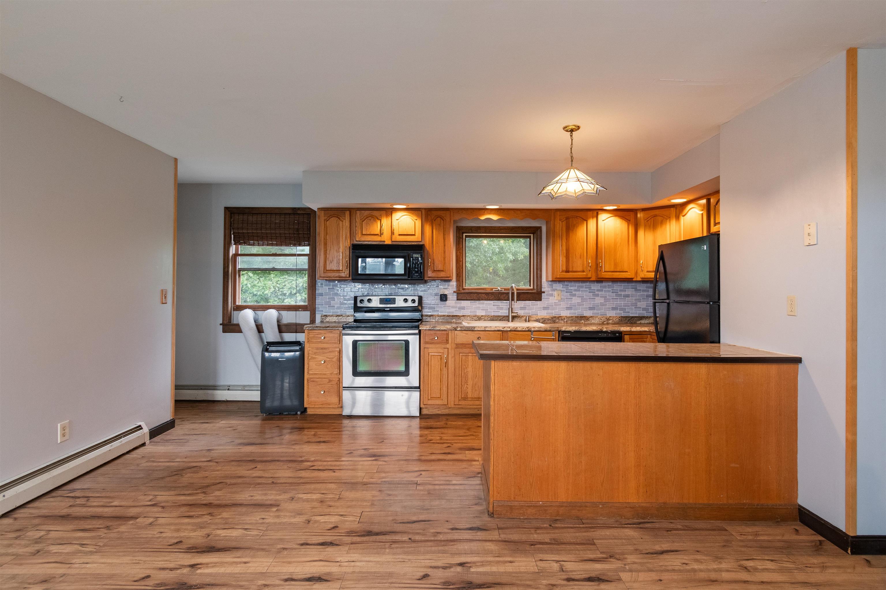 1367 Fairfax Road St. Albans Town, VT 05478 - Photo 5 of 46