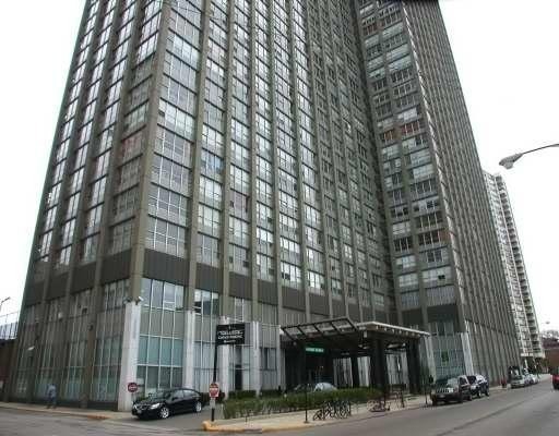 655 West Irving Park Road, Unit 3101 Chicago, IL 60613 - Photo 1 of 16