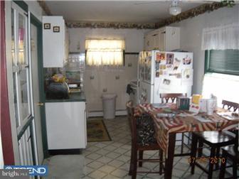 427 Norma Road Lower Gwynedd, PA 19002 - Photo 3 of 8 Kitchen