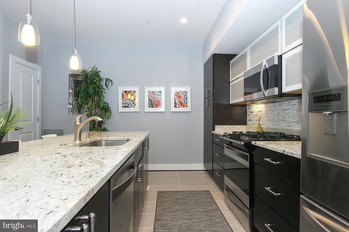 2114 3rd Street Northeast, Unit A Washington, DC 20002 - Photo 13 of 27 Kitchen