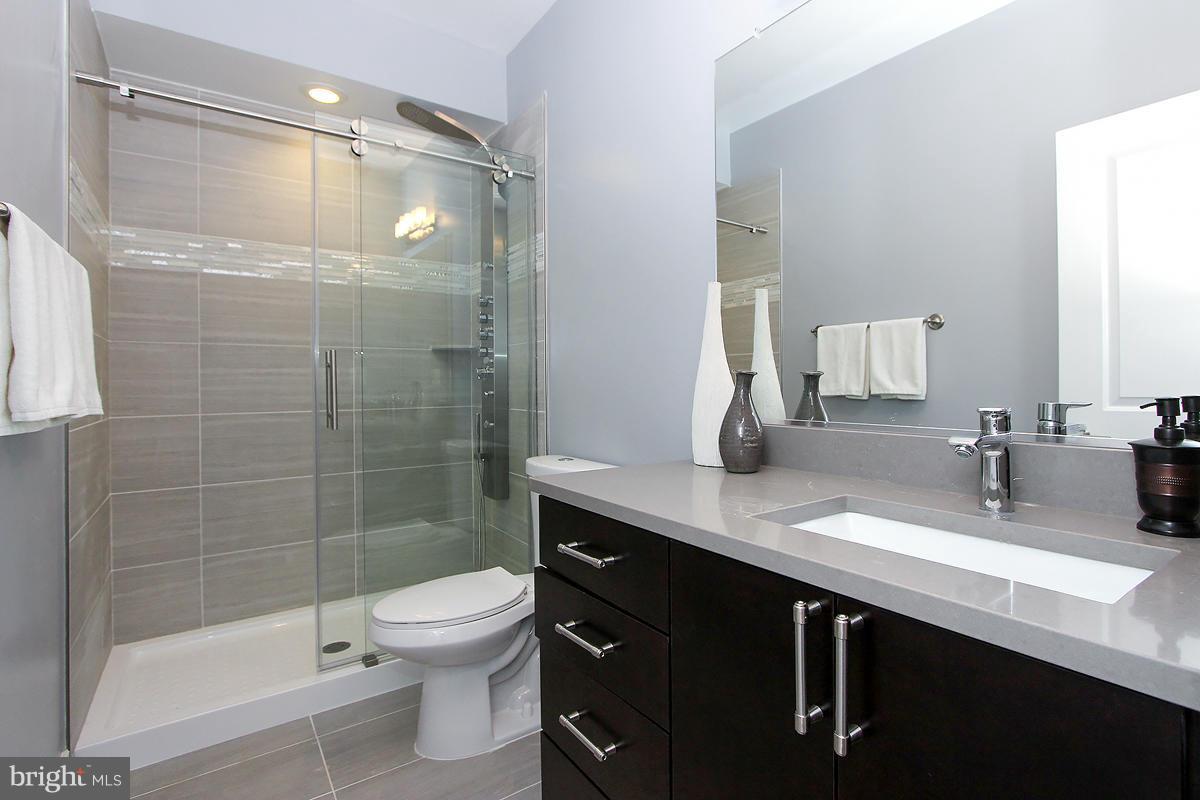 2114 3rd Street Northeast, Unit A Washington, DC 20002 - Photo 22 of 27 Bath (Master)