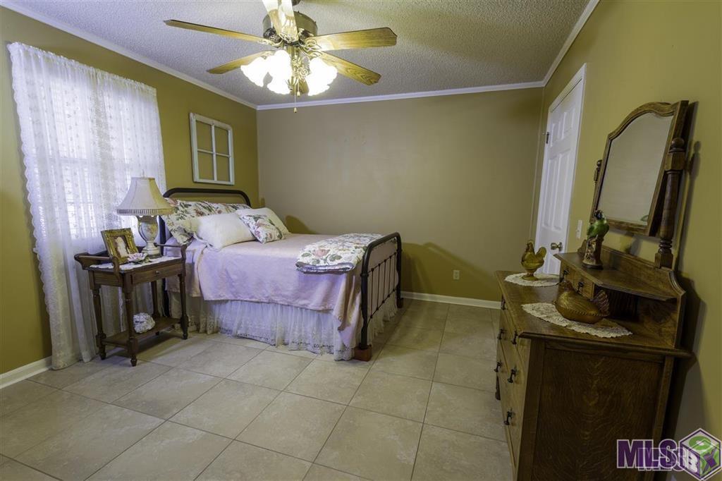14379 Roddy Road Gonzales, LA 70737 - Photo 16 of 24 Gallery Image 16