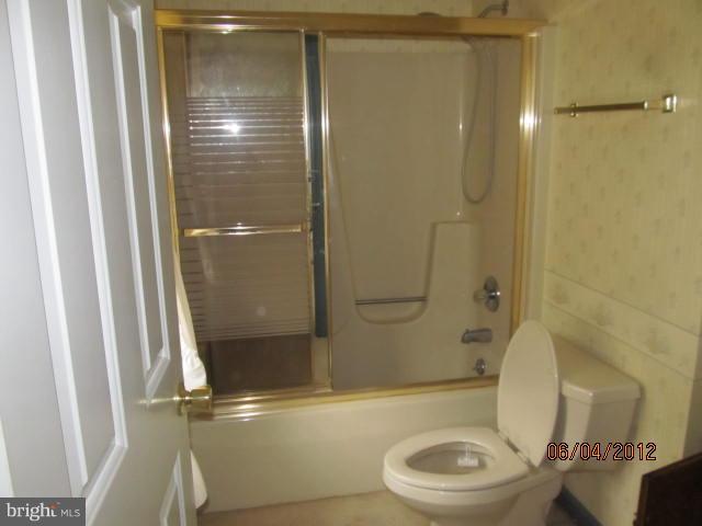 12119 Itnyre Road Smithsburg, MD 21783 - Photo 6 of 10 Bath (Master)