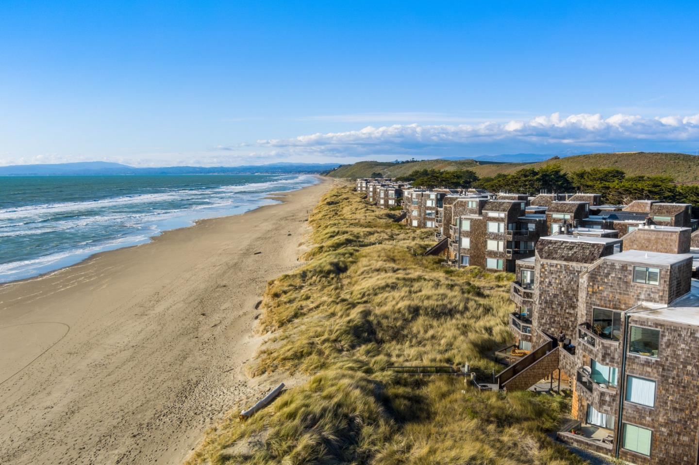 101 Shell Road, Unit 32 Watsonville, CA 95076 - Photo 2 of 44 a view of a city with ocean view