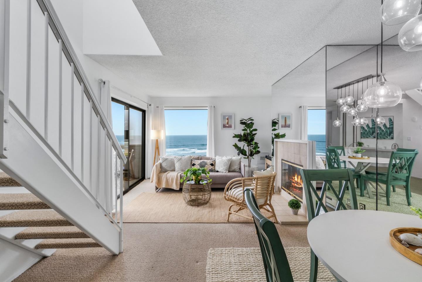 101 Shell Road, Unit 32 Watsonville, CA 95076 - Photo 5 of 44 a view of a dining room with furniture