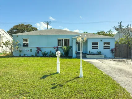 $599,000 | 1504 Funston Street, Hollywood, FL 33020