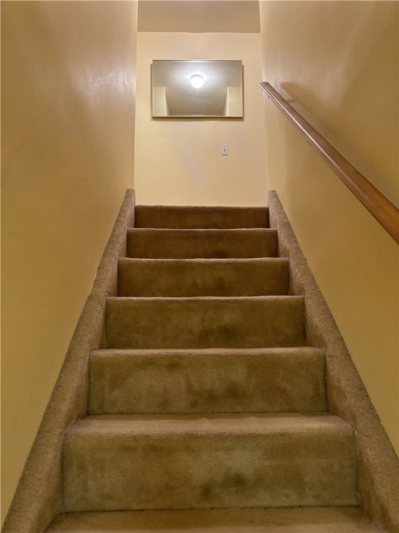 153 High Street, Unit 31 Westerly, RI 02891 - Photo 21 of 33 Staircase