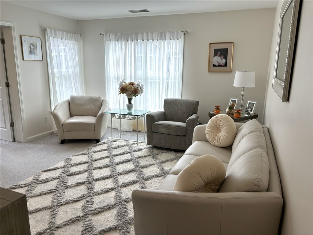 153 High Street, Unit 31 Westerly, RI 02891 - Photo 5 of 33